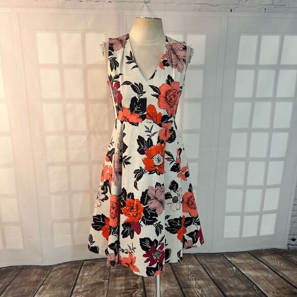 Ann Taylor Dresses & Skirts - Ann Taylor Multicolor Floral Sleeveless V-Neck Fit & Flare Dress Size 4P